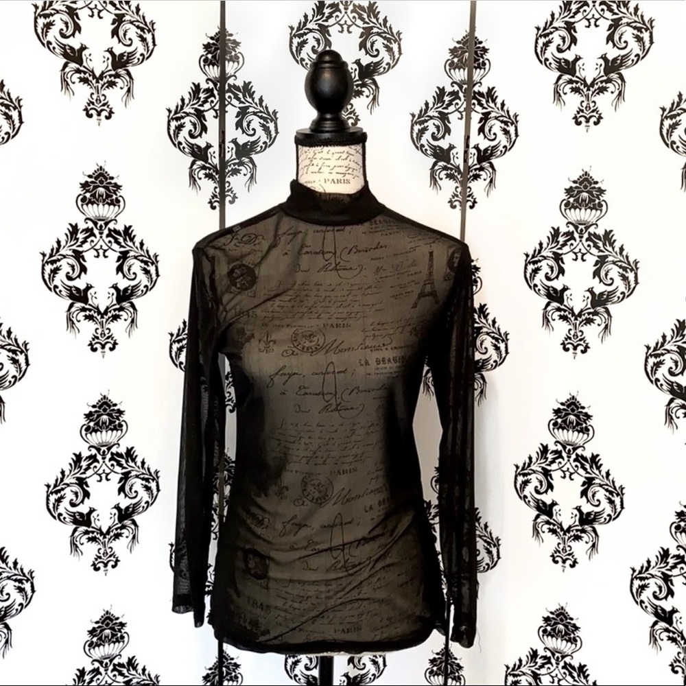 🍀 Elegant See Through Long  Sleeve Top!